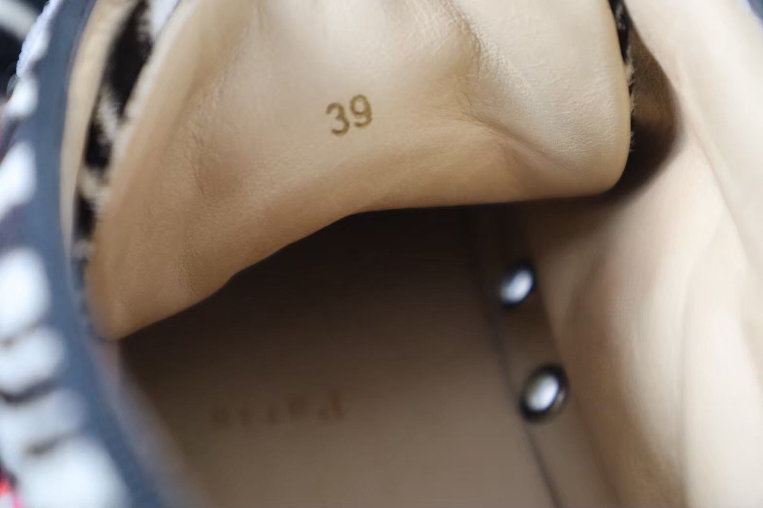 ルブタン ハイカットスニーカー ジェシーくん着用モデル 約24.5 