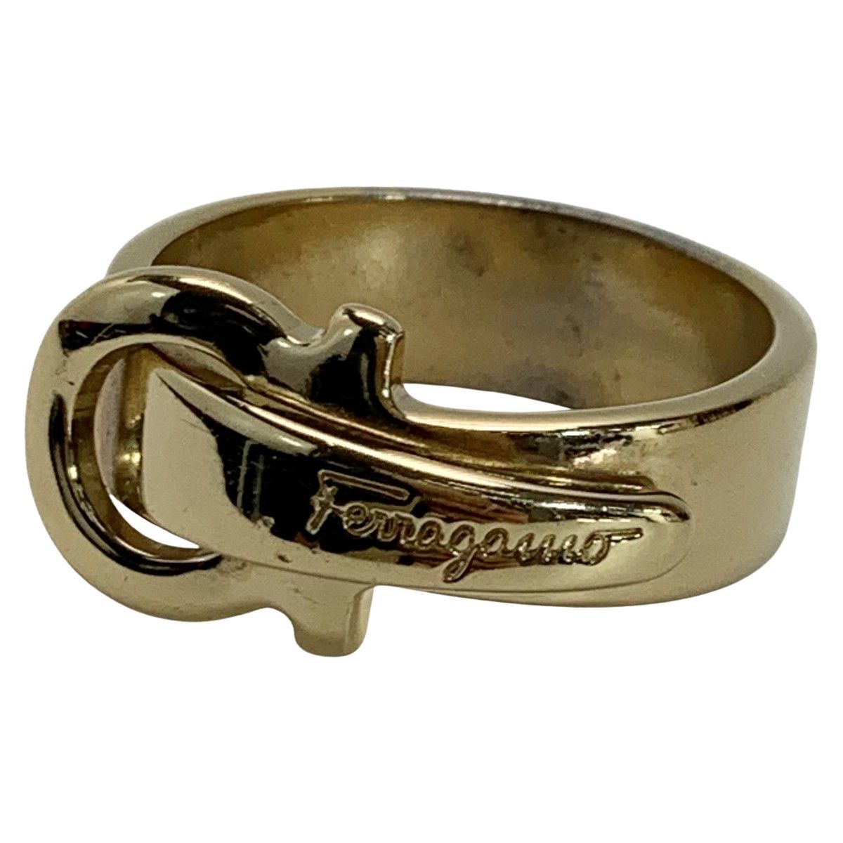 Salvatore Ferragamo サルヴァトーレフェラガモ ガンチーニ