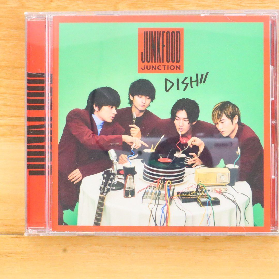 DISH// Junkfood Junction DISH⁄⁄ - Junkfood Junction Lyrics and