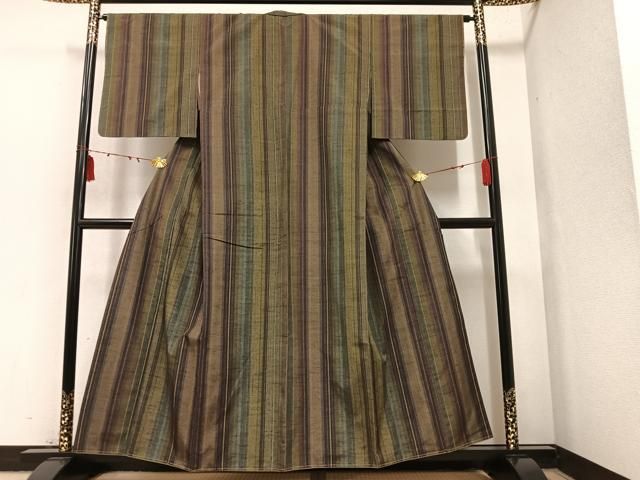 平和屋着物○本場大島紬 草花亀甲文 正絹 逸品 AAAY8961ph