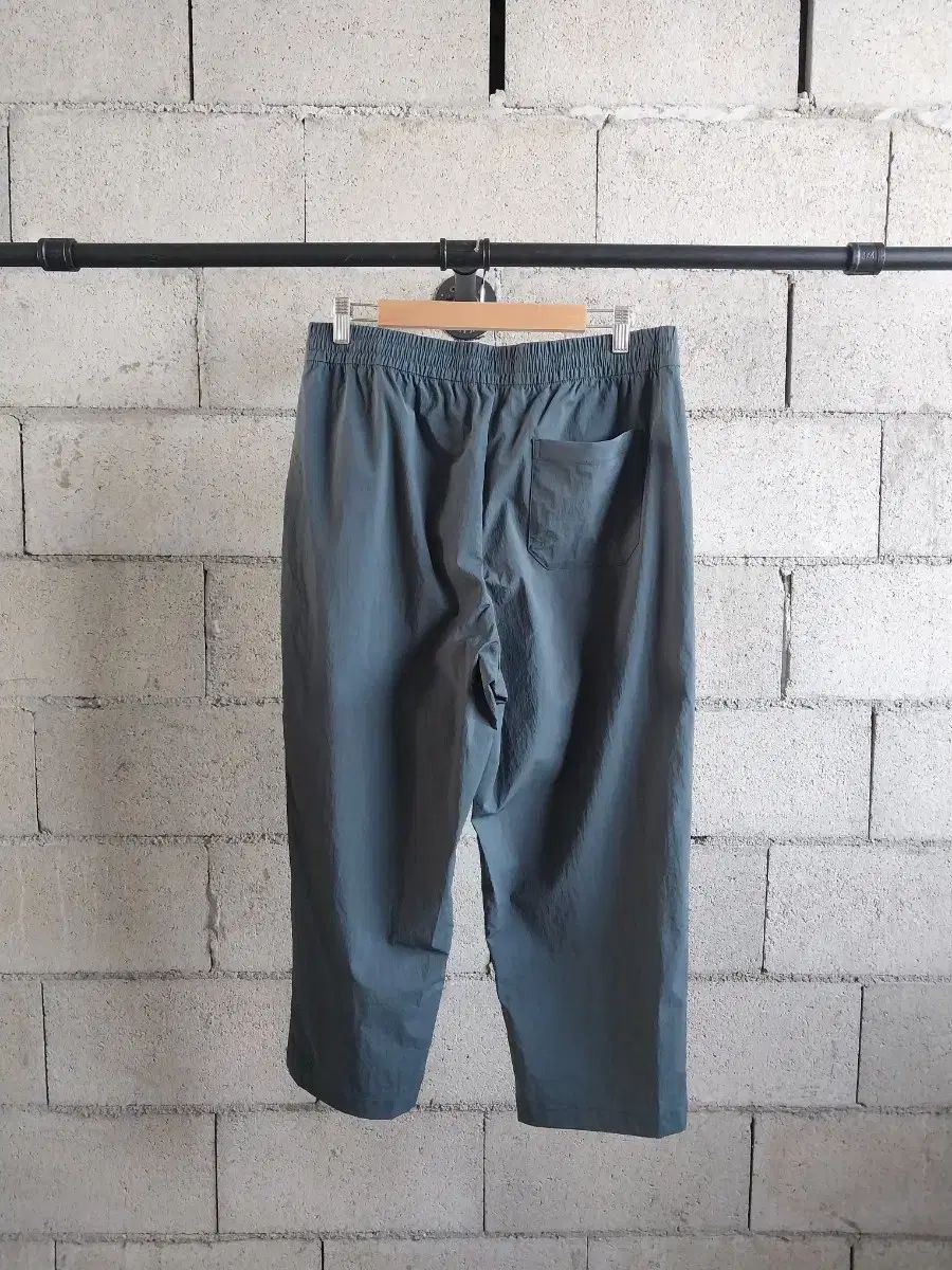 ワイド クロップドパンツ