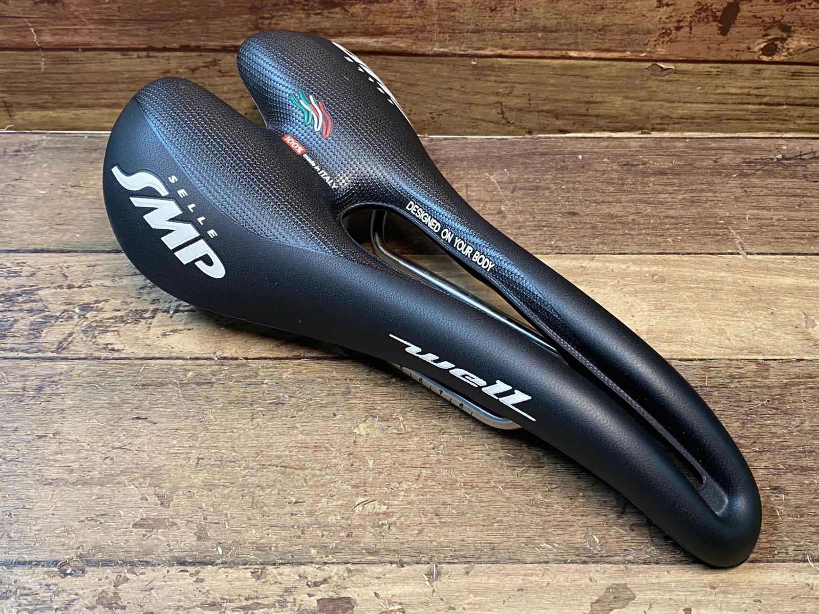 IM267 SELLE SMP ウェル well サドル 黒 inox tubeレール WELL