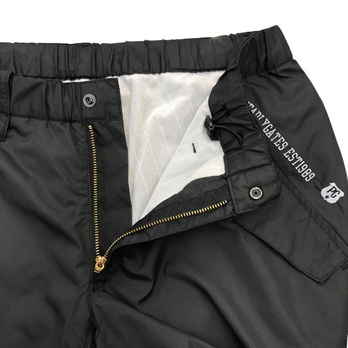 4406【美品】パーリーゲイツ ロングパンツ 蓄熱 22年モデル　XS 黒 パーリーゲイツ 蓄熱パンツ ゴルフウェア ブラック サイズ5 バックプリント