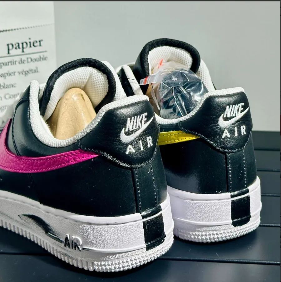 NIKE公式】エア フォース 1 '07 x PEACEMINUSONE 