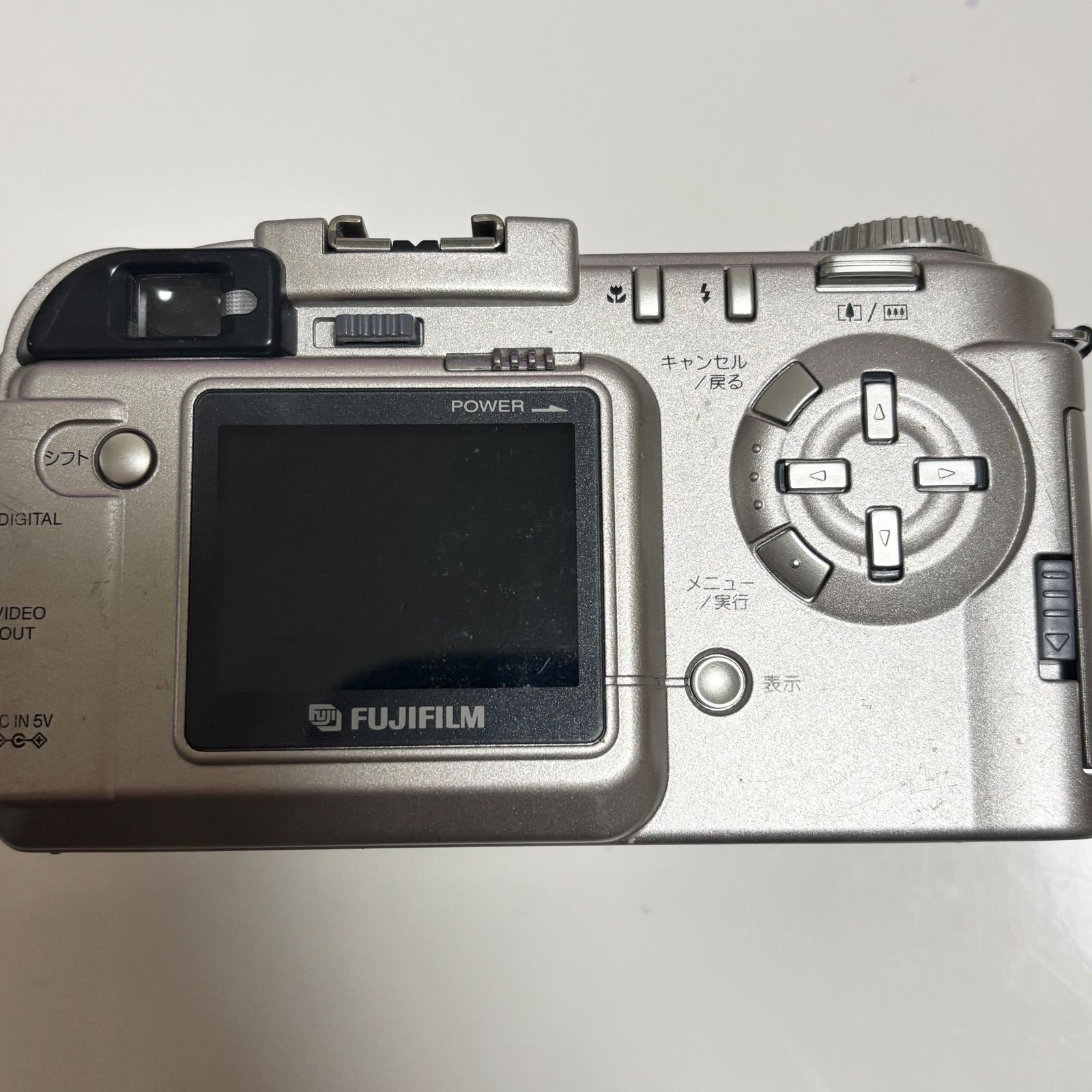 美品！富士フィルム JX560 FINEPIX シルバー フジ Fujifilm FINEPIX JX560 / FUJINON 5X WIDE 4.6-23mm F3.5