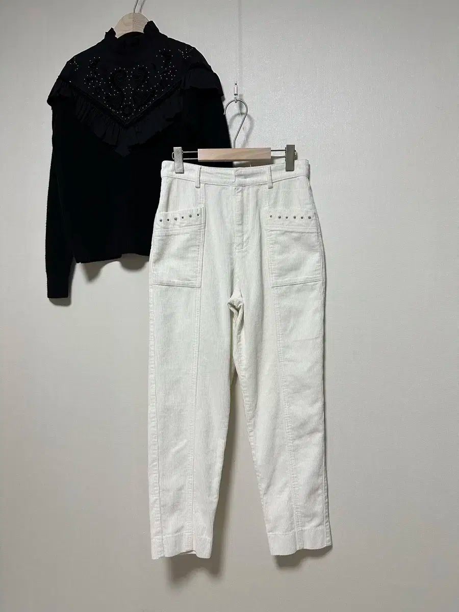 マージュ テーパードフィット コーデュロイ パンツ