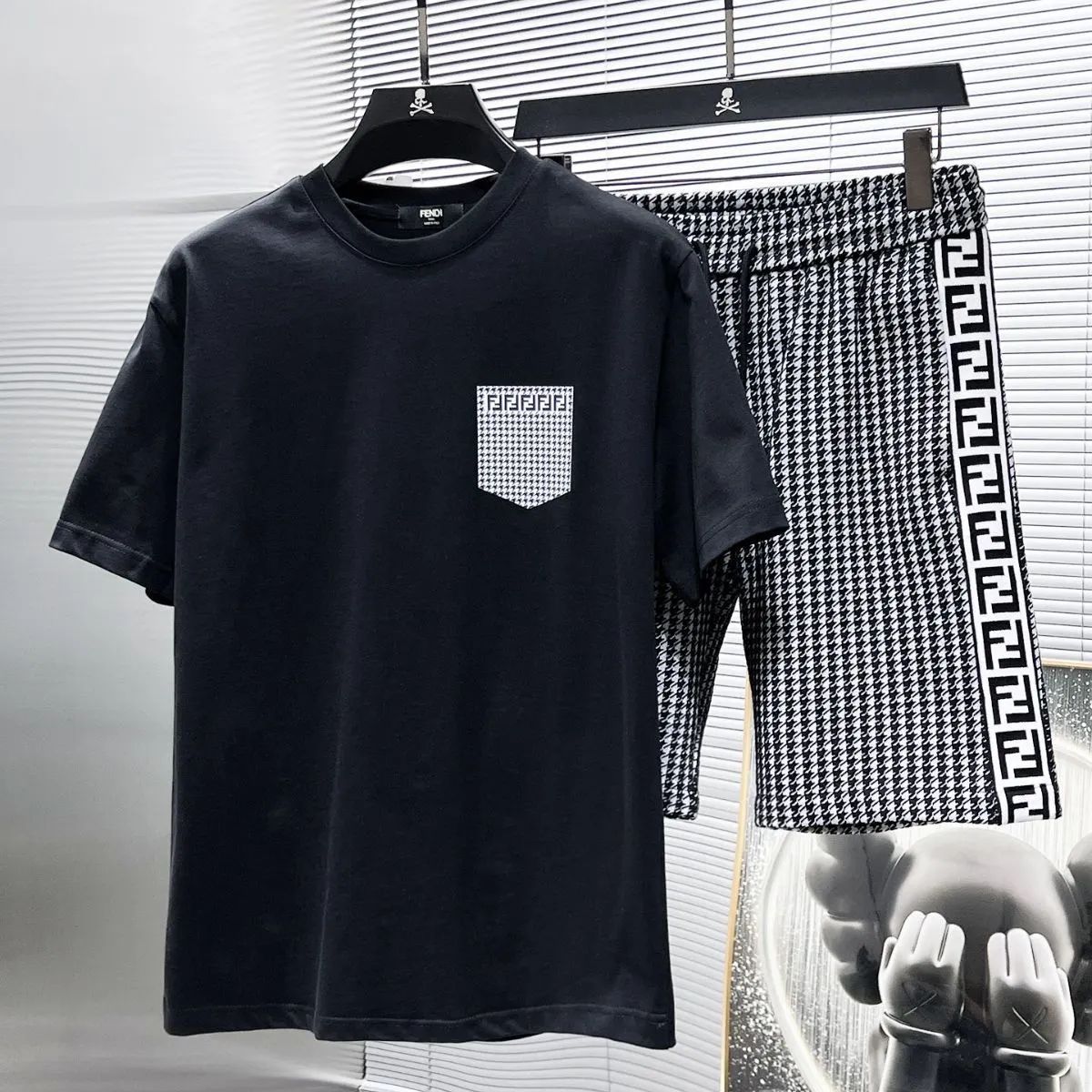 FENDI Tシャツ 半袖 ショートパンツ スーツ 上下 セット ブラック 