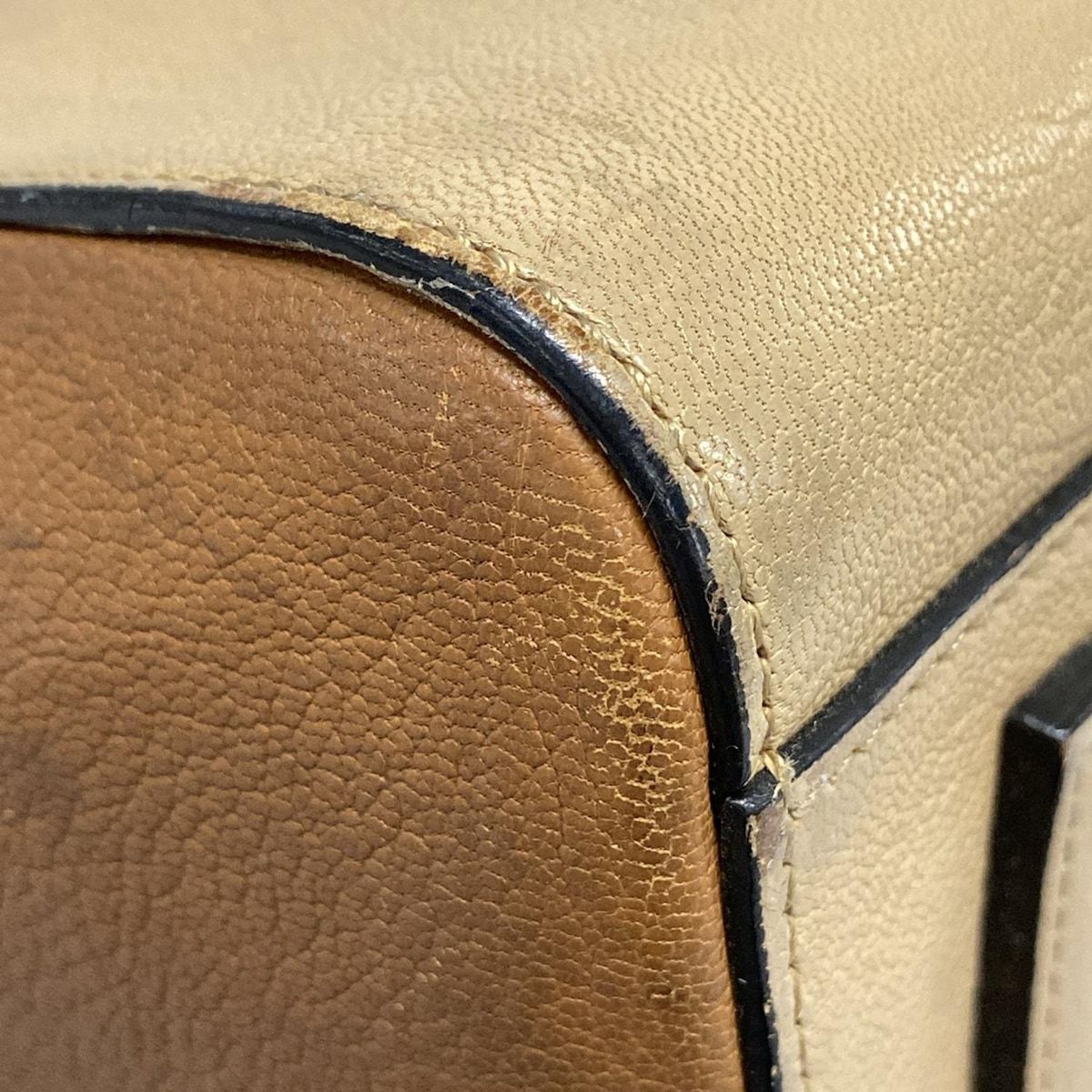 ショルダーバッグ