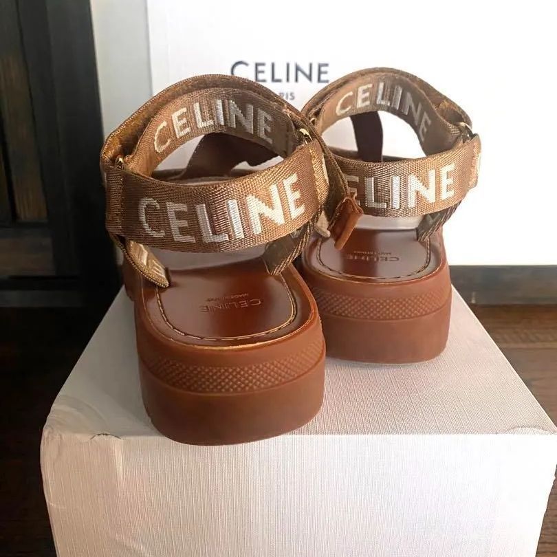 セリーヌ CELINE サンダル レオストラッピー ダークブラウン - メルカリ