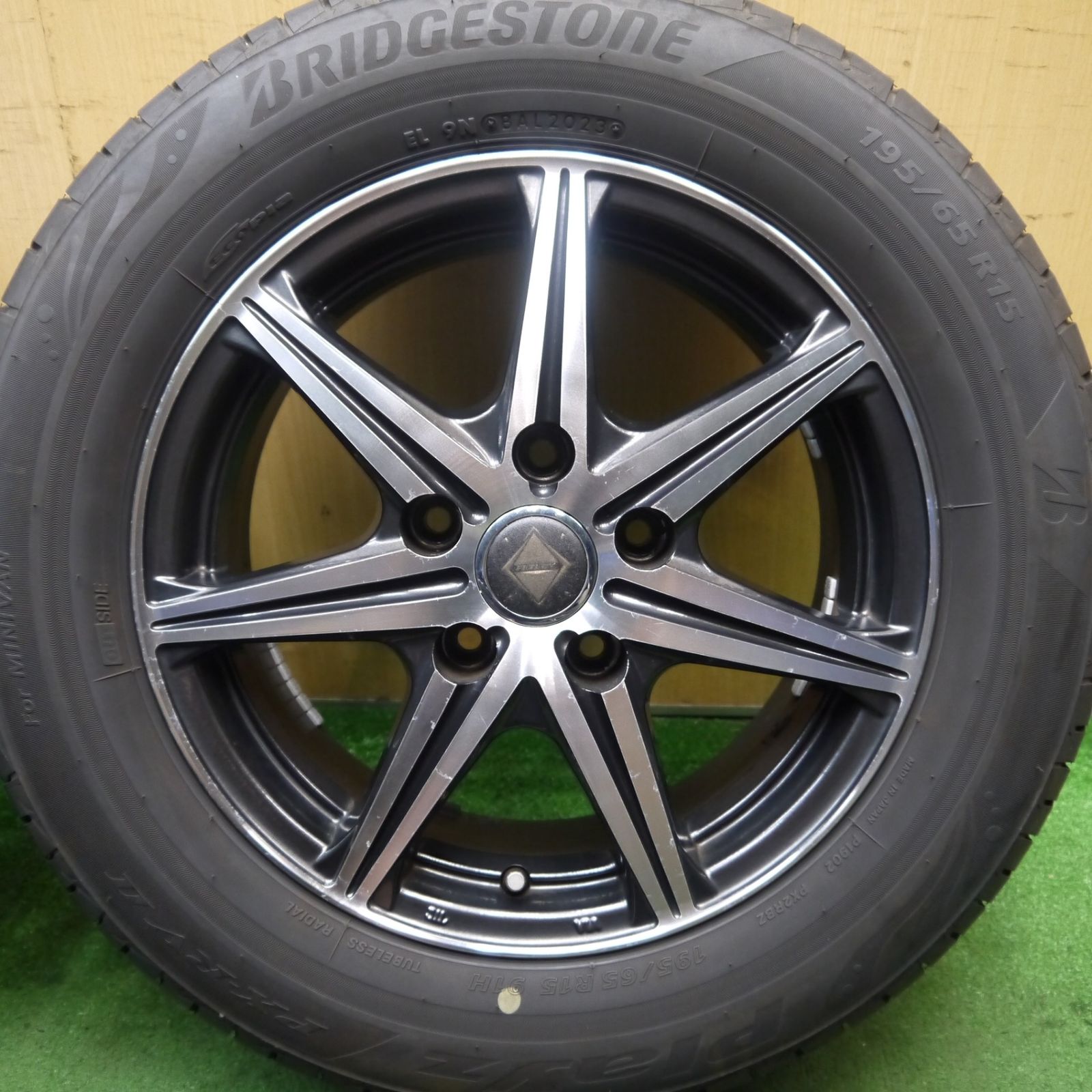 *★8005 美品8分山 ブリヂストン Playz PX 215/45R17 4本 2017年製 2025年最新Yahoo!オークション -px2(タイヤ)の中古品・新品・未使用