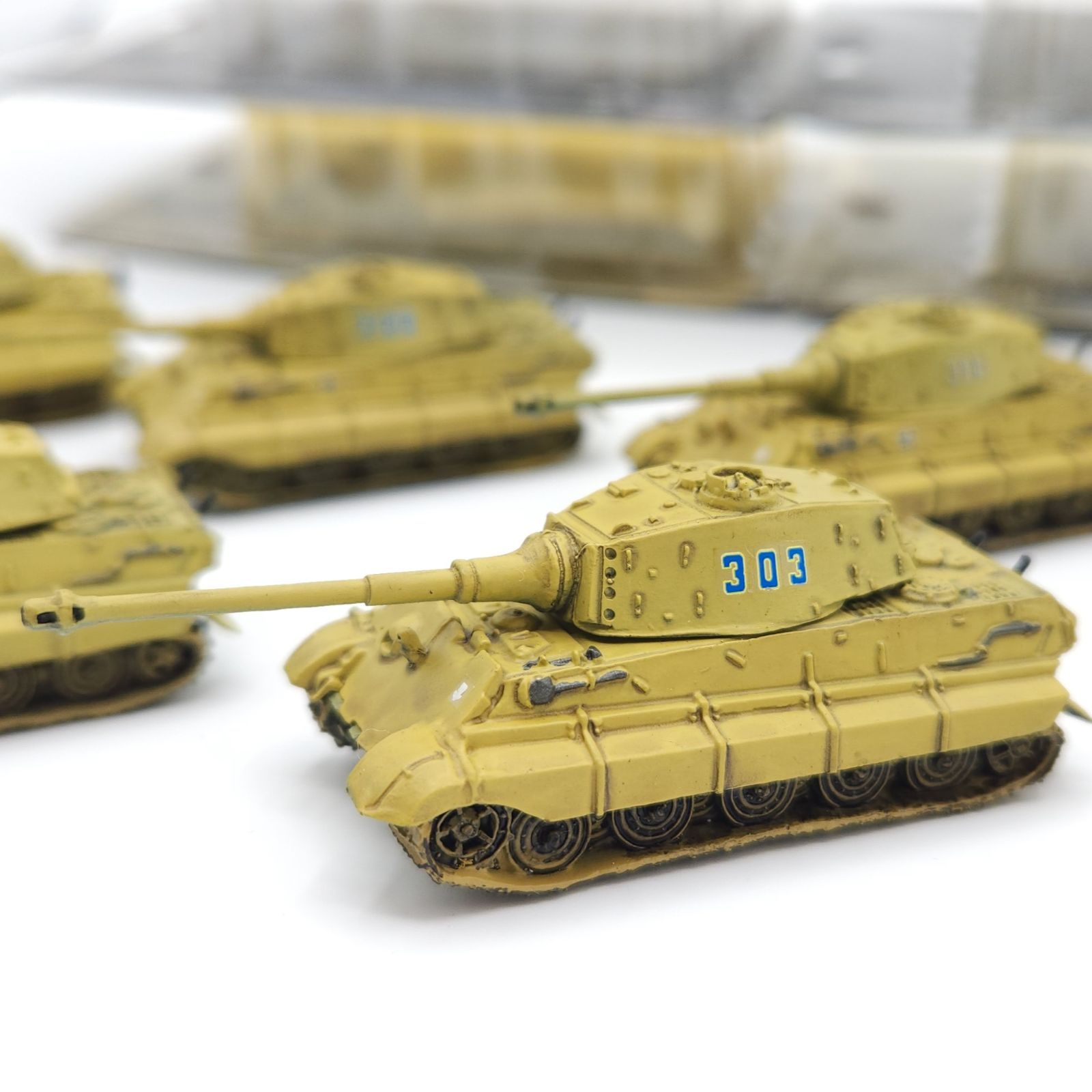 ティーガーII ヘンシェル砲塔型 単色迷彩 8台 ワールドタンク