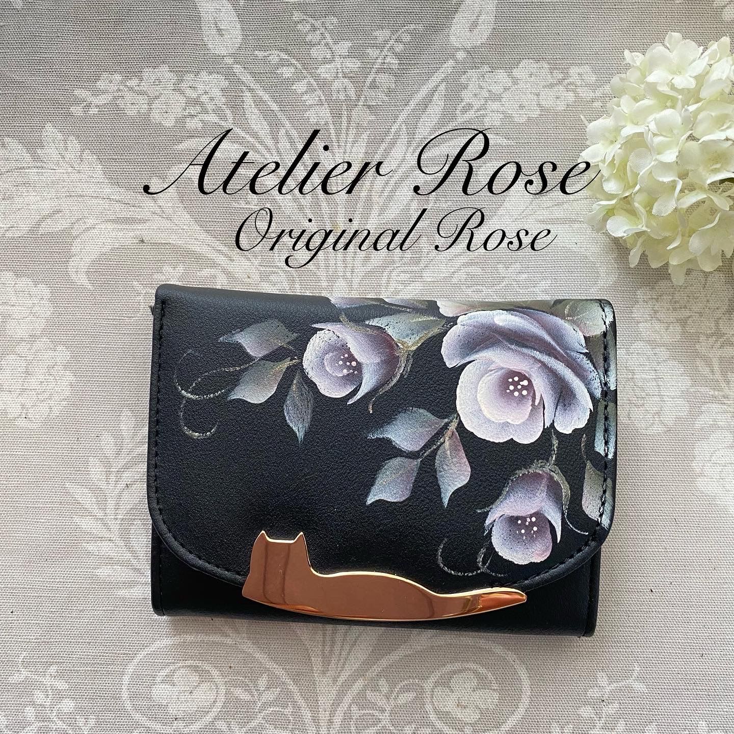 ♡手描きの薔薇 ネコのシルエットプレートのお財布 #春財布#ネコ