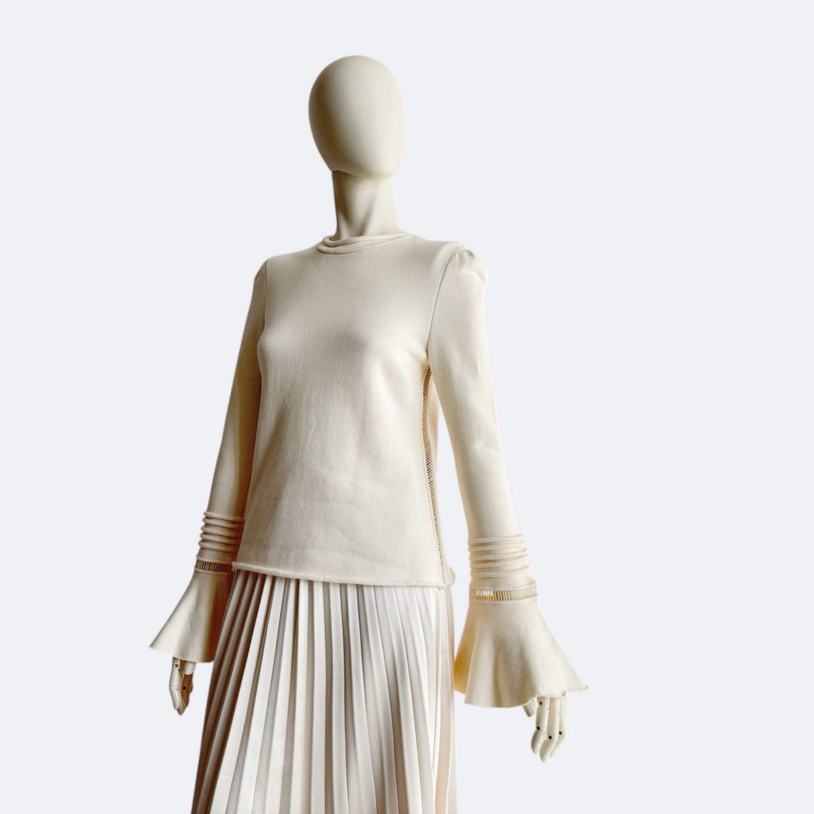 See By Chloé シーバイクロエ フ スリーブ クリーム カットソー