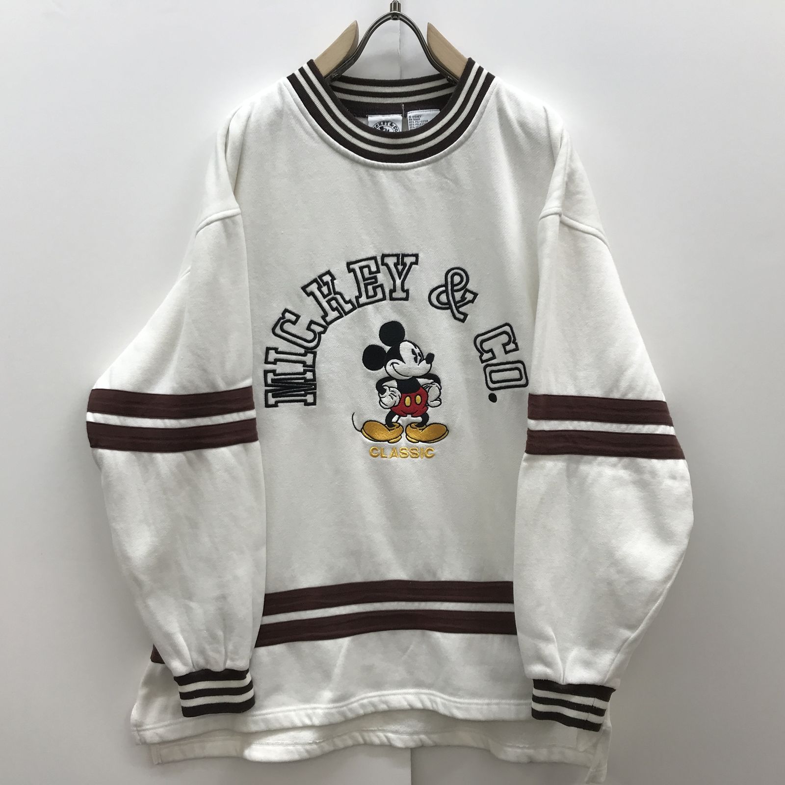 【物流センター】 中古 スウェット ミッキーアンドカンパニー 90年代 トリミングとライン入り デカ刺繍ロゴ入り キャラクタースウェット ホワイト XL ホワイト サイズ：L 【906】