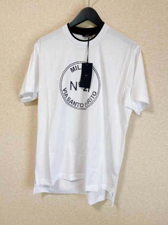 メンズN°21 ヌメロヴェントゥーノ ロゴ Tシャツ ホワイト