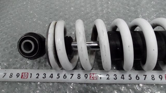 使えますニンジャ250純正リアサス リアサスペンション リアショック