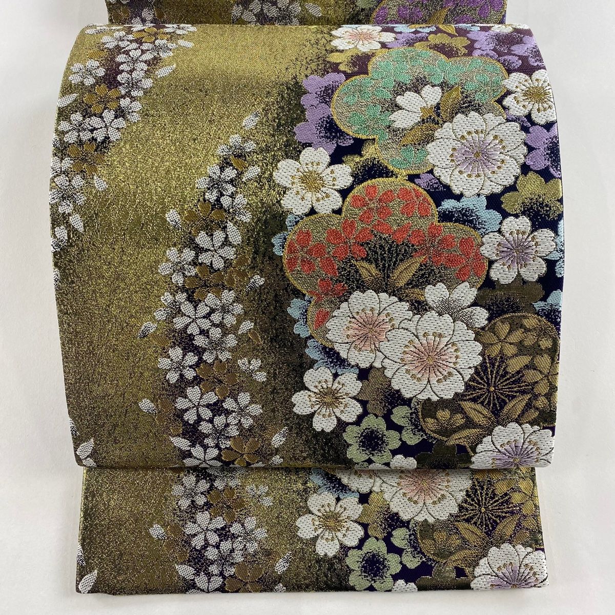 振袖　袋帯　4点セット　桜　蝶　金銀彩　身丈163cm 裄丈66cm M 正絹 1000620600_720x.jpg?v=1699934902