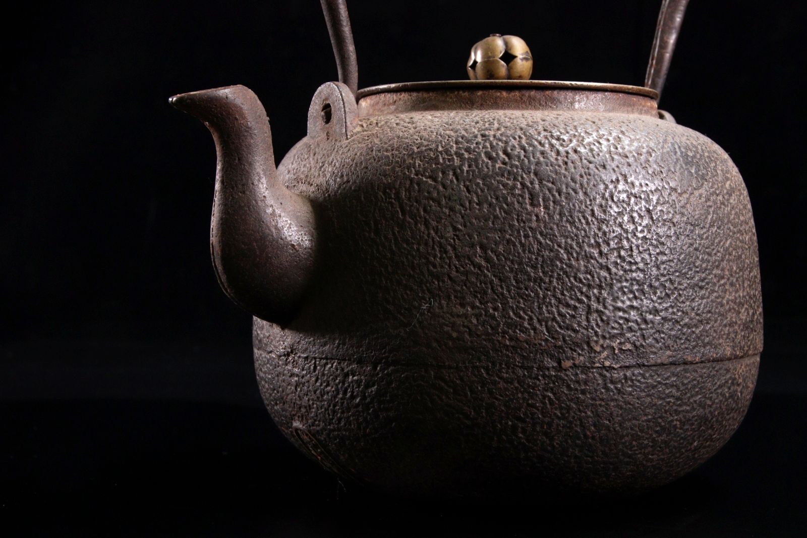 国産品 茶筅形鉄瓶 胴印 萬龍堂造 龍文堂造銅蓋 23cm 古美術 骨董 唐物 工芸品