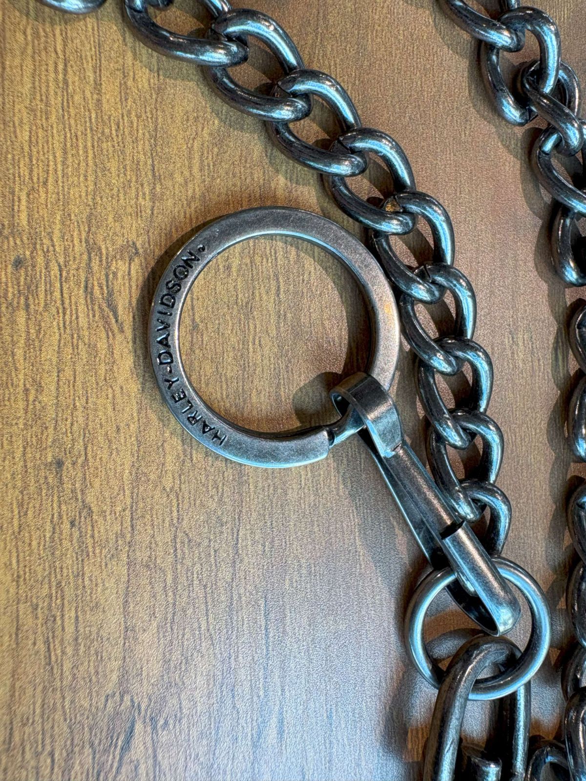 ハーレーダビッドソン WALLET-GMIC TRIFORD EMBOSY メンズ ウォレットチェーン付き 折りたたみ財布 バイク