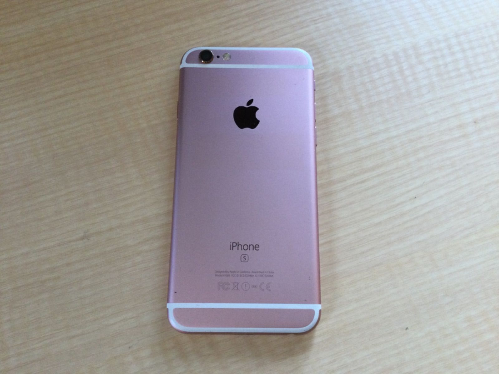 中古品】SIMフリー iPhone 6S 容量64gb バッテリー交換済み カラー ...