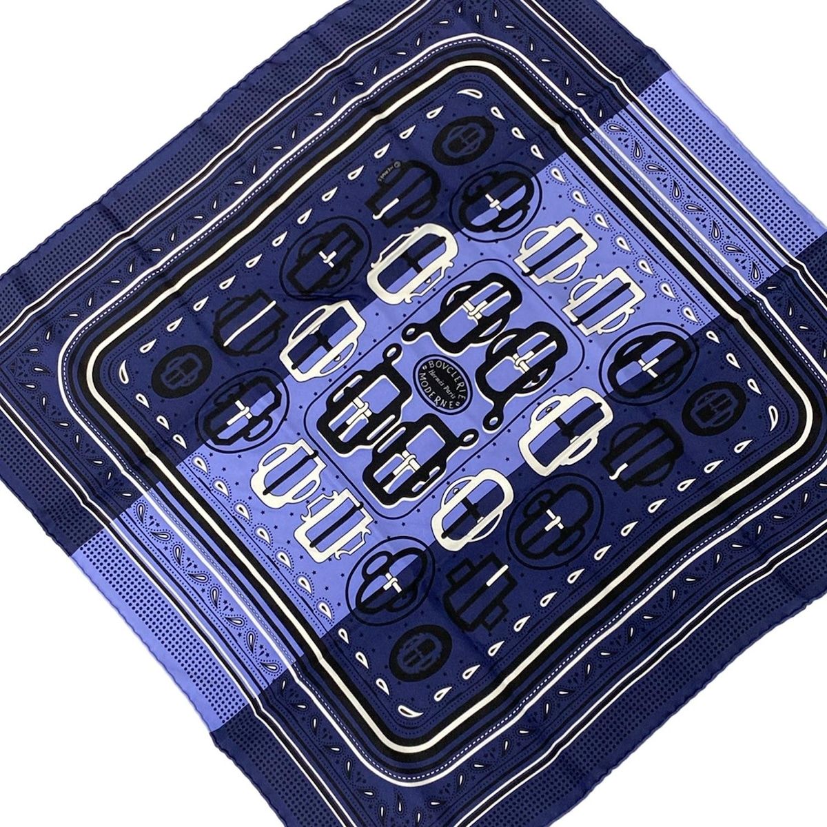 HERMES(エルメス) スカーフ美品 カレ55 ダークネイビー×黒