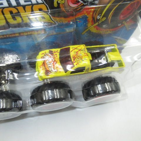 HOTWHEELSホットウィールMONSTER TRUCKSモンスタートラック２体セットフィギュア人形ぬいぐるみミニカー車OSCAR MAYERウィンナーホットドッグ