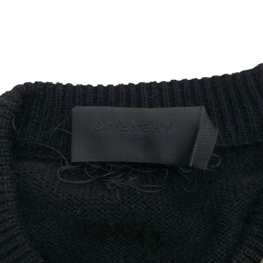 極美品◆ジバンシー ラウンドネックニット セーター ネックチェーン レディース カシミア サイズM ブラック BW90CM4Z9K GIVENCHY 【AFB5】 ジバンシー ラウンドネックニット セーター ネックチェーン