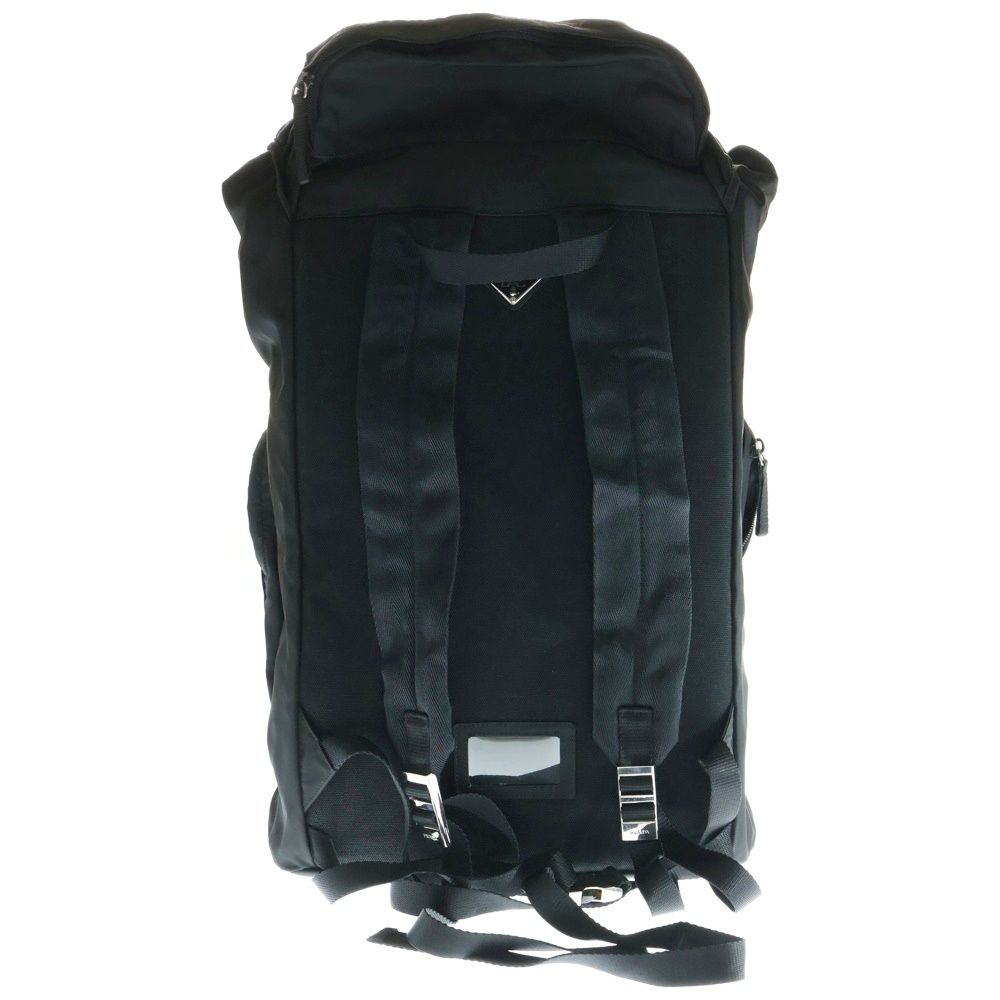プラダ　トライアングルロゴ 三角プレート リュック　バックパック 黒　V136 極美品✨プラダ V136 リュック バックパック 三角ロゴ ナイロン