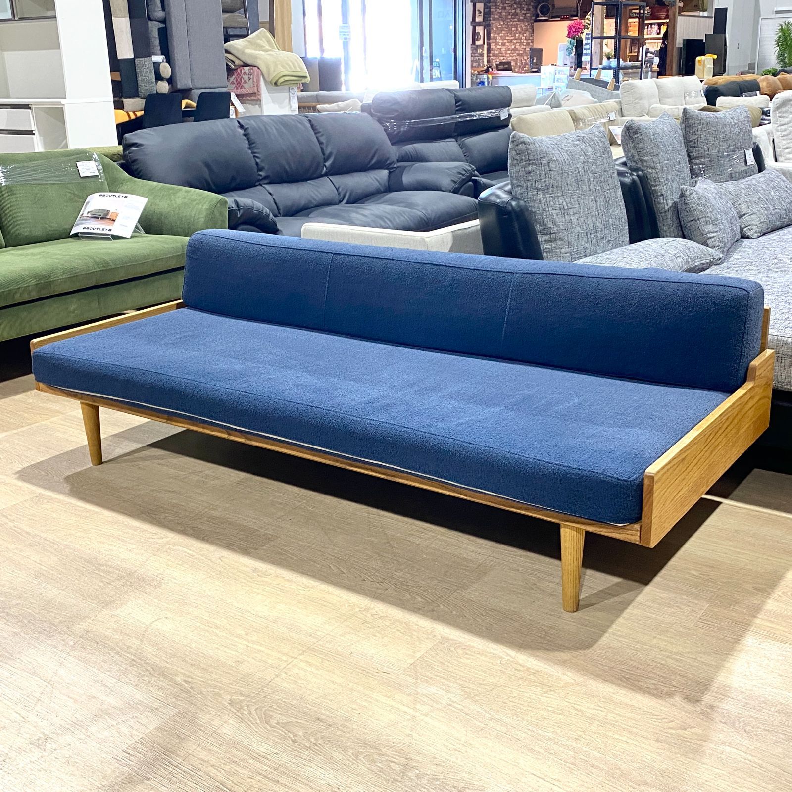 モモナチュラル3人掛けソファ MOMO NATURAL☆3人掛けダイニングソファ