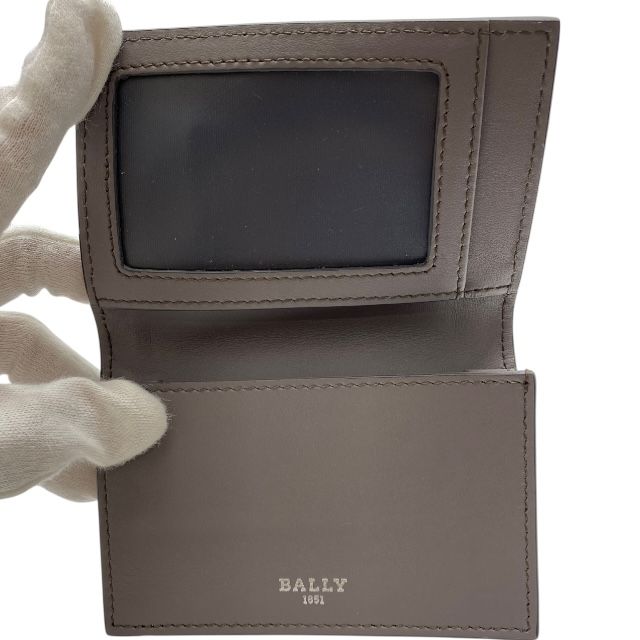 明朗な バリー カードケース カードホルダー パスケース 名刺入れ 二つ折り レザー ブラウン レッド ロゴ BALLY 驚くほど