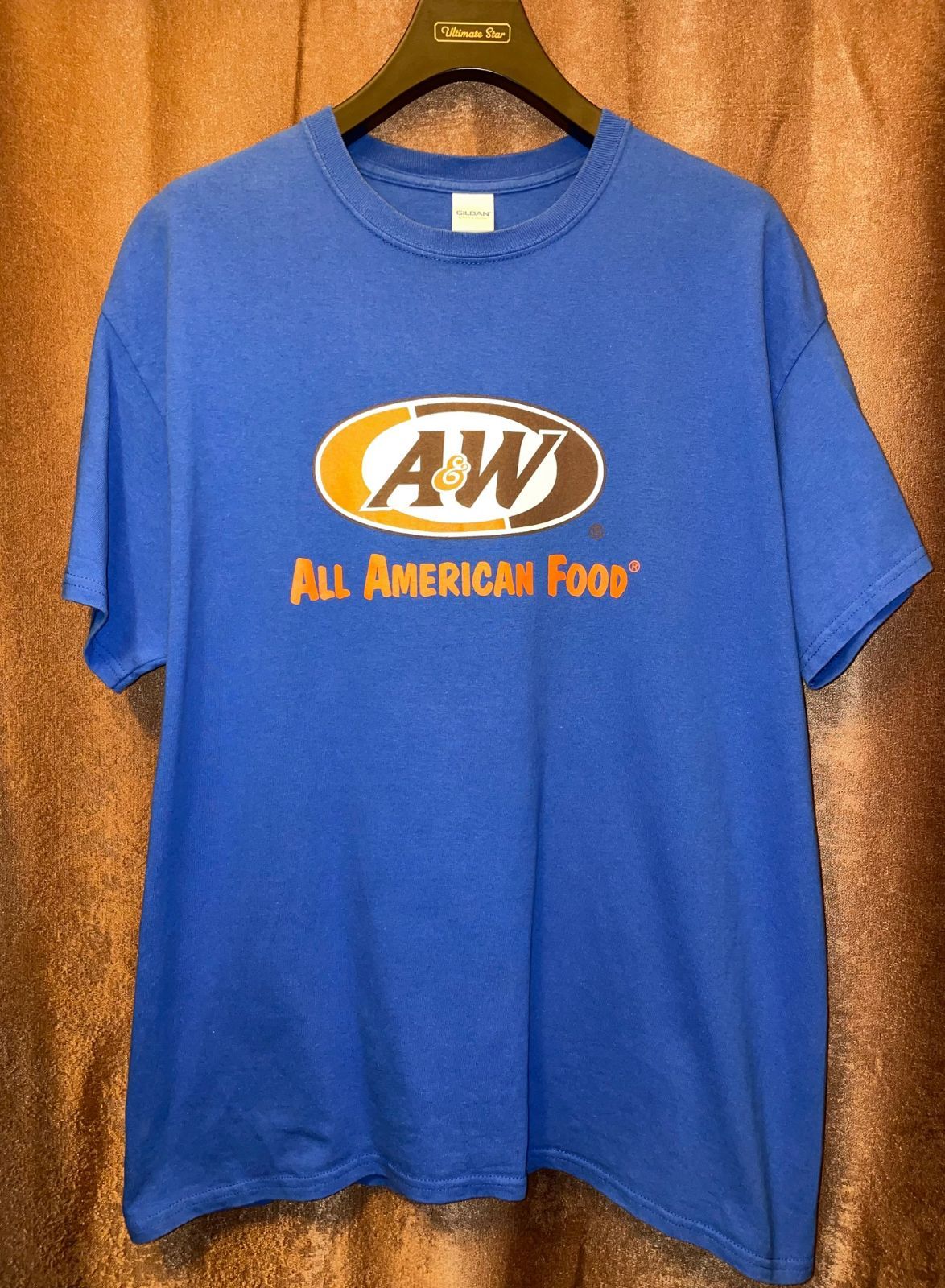 Au0026W GILDAN Ultra Cottonボディ ロゴプリントTシャツ ブルー Lサイズ