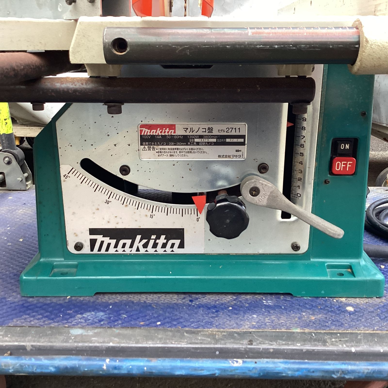 makita マキタ 255mm マルノコ盤 2711 スライドテーブル付 ミゾキリカッタ取付可  個人宛は営業所止(丸のこ)｜売買されたオークション情報、yahooの商品情報をアーカイブ公開 - オークファン 工具、DIY用品