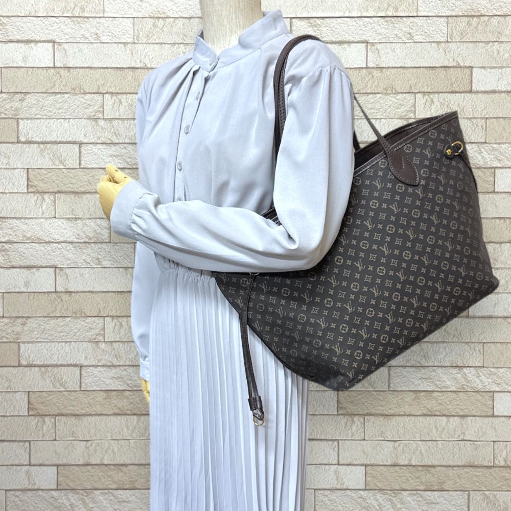 ルイヴィトン ショルダーバッグ ネヴァーフルMM モノグラム イディール