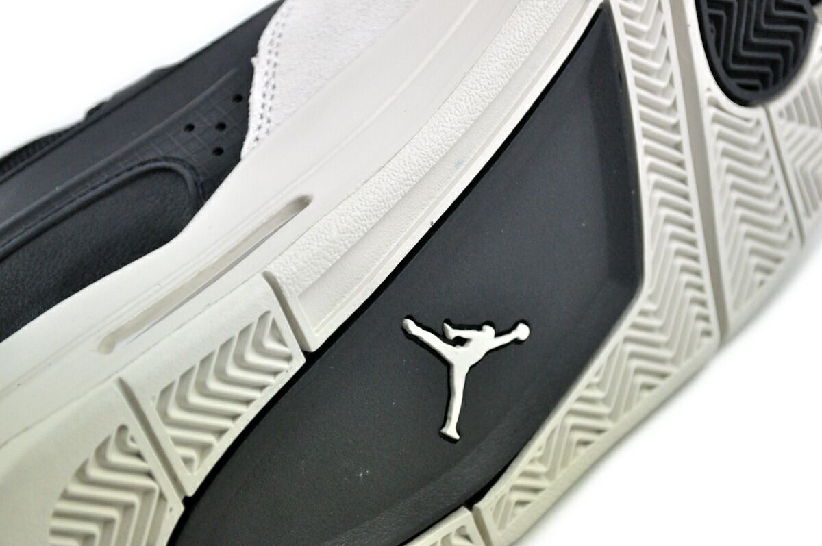RM blk|light