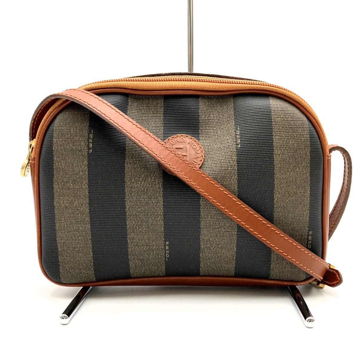 中美品 FENDI フェンディ ショルダーバッグ 斜めがけ バッグ ペカン柄