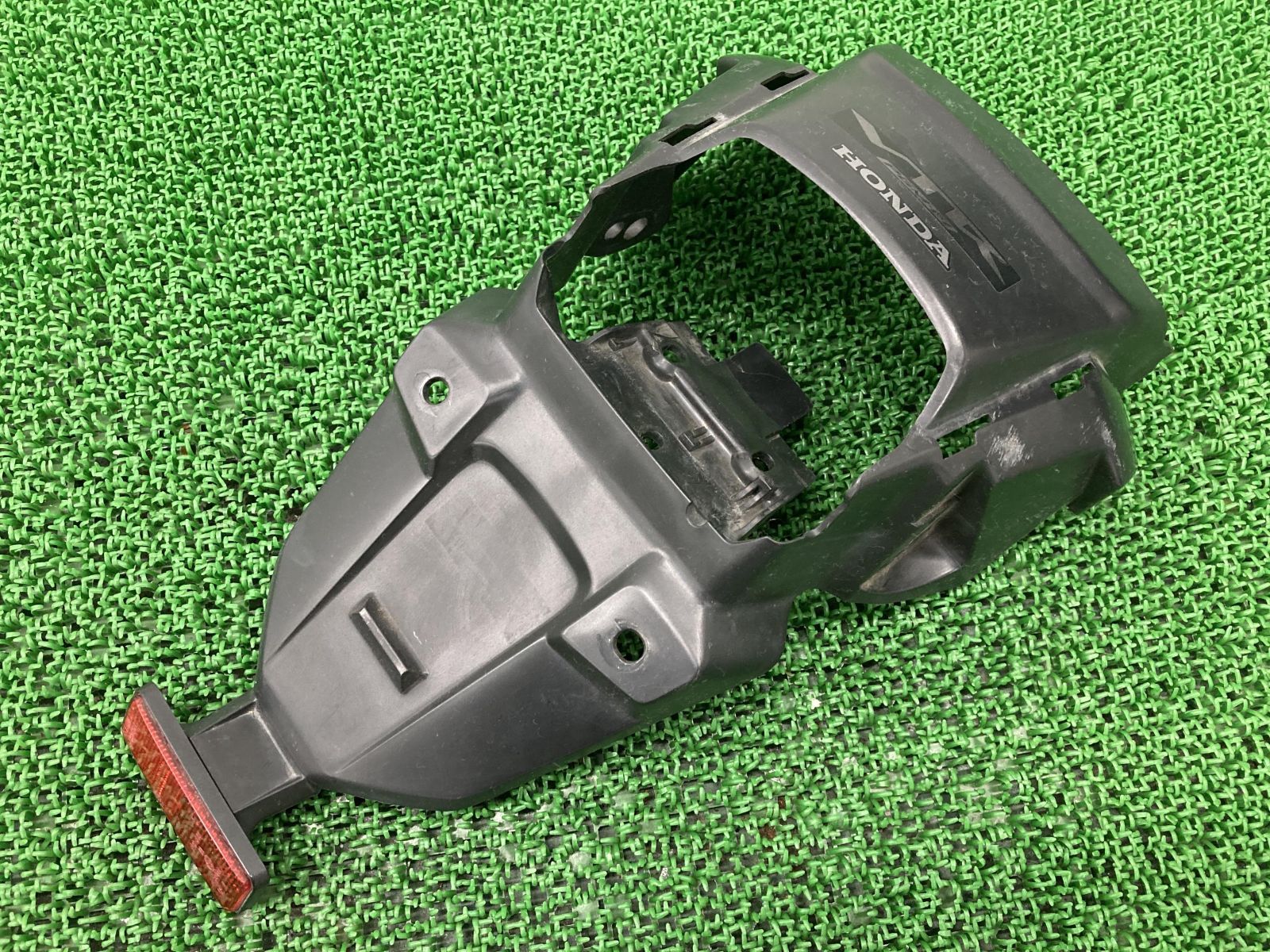 VTR250 リアフェンダー KFK ホンダ 純正 中古 バイク 部品 MC33 後期 割れ欠け無し 品薄 希少品 車検 Genuine