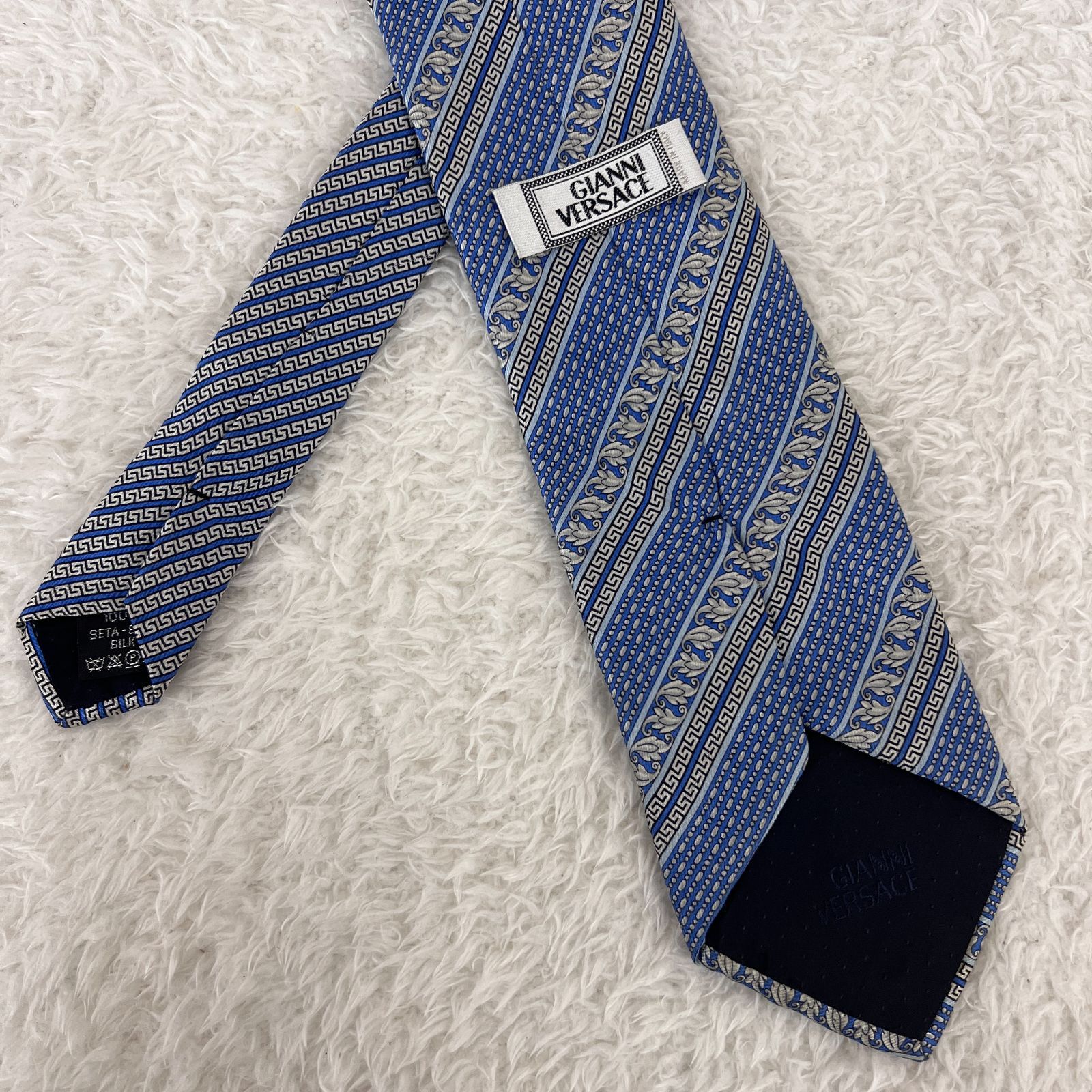 【1円スタート】Gianni Versace ジャンニ・ヴェルサーチ 7008002 GP×レザー ゴールド文字盤 クオーツ メンズ腕時計 ジャンク 165735 GIANNI VERSACE◇ジャンニヴェルサーチェ⁄レザーハンドバッグ⁄-⁄BLK