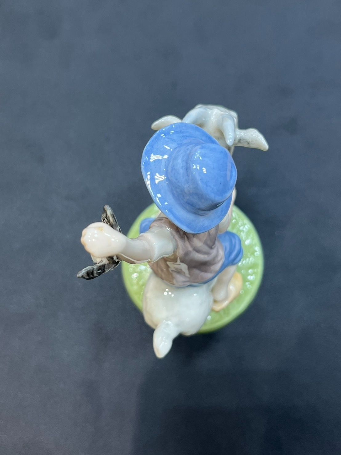 ロイヤルコペンハーゲン　ヘンリックとエルス　農夫　置物　フィギュリン ロイヤルコペンハーゲン ヘンリックとエルス 農夫 置物 フィギュ