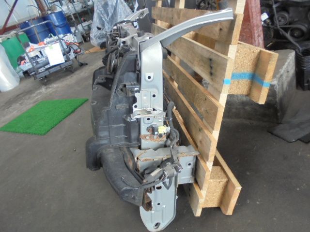 4FN1502 BH1 トヨタ ノア ZRR80G ZRR85G 前期型 福祉車両 X フロントコアサポートカット 電動クーリングファン ラジエーター付