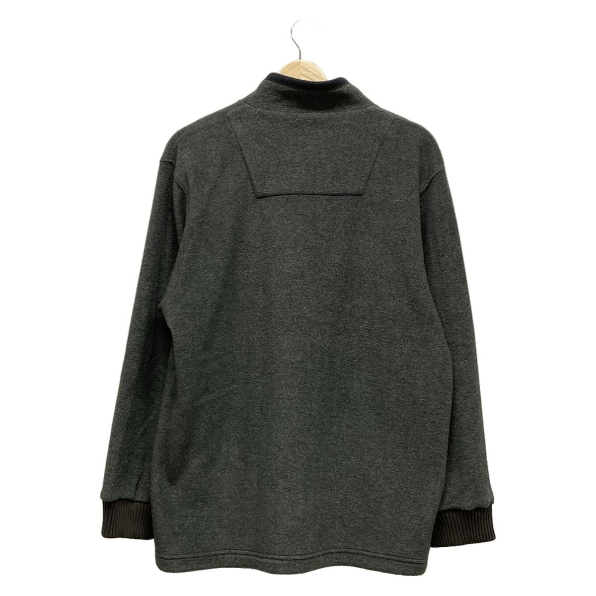 - ダークグレー