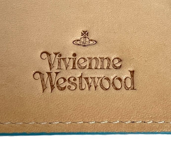 未使用 Vivienne Westwood 二つ折り財布 コンパクト 花柄 - メルカリShops