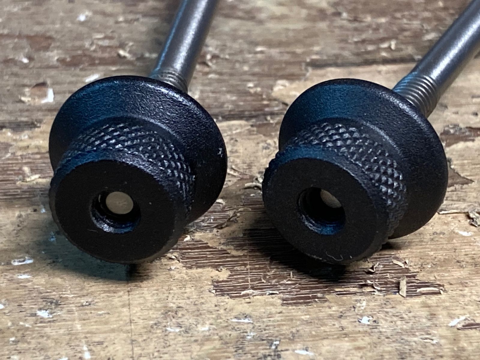 IK923 エンヴィ ENVE Titanium Skewers クイックリリース 前後セット 