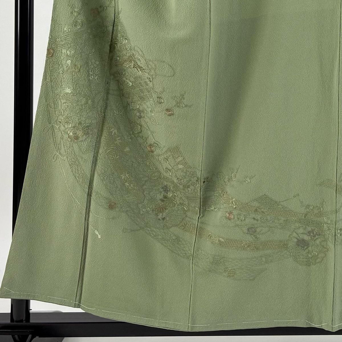 付下げ 身丈155.5cm 裄丈62cm S 袷 几帳 雪輪 刺繍 よもぎ色 正絹 秀品 WWW_OLIVIERBERNSTEIN_COM