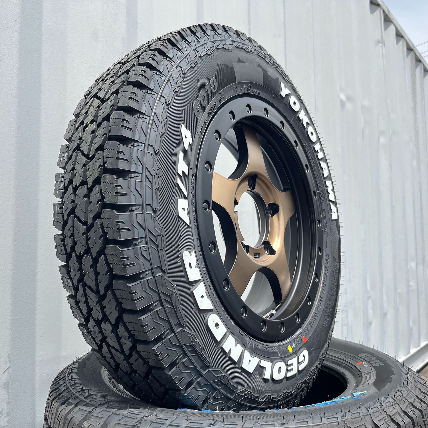 ヨコハマタイヤ 5月入荷 ジムニー JB23 JB64 JA22 JA12 JA11 BDX08 ヨコハマ ジオランダーAT 185/85R16 タイヤホイールセット 16インチ ホワイトレター