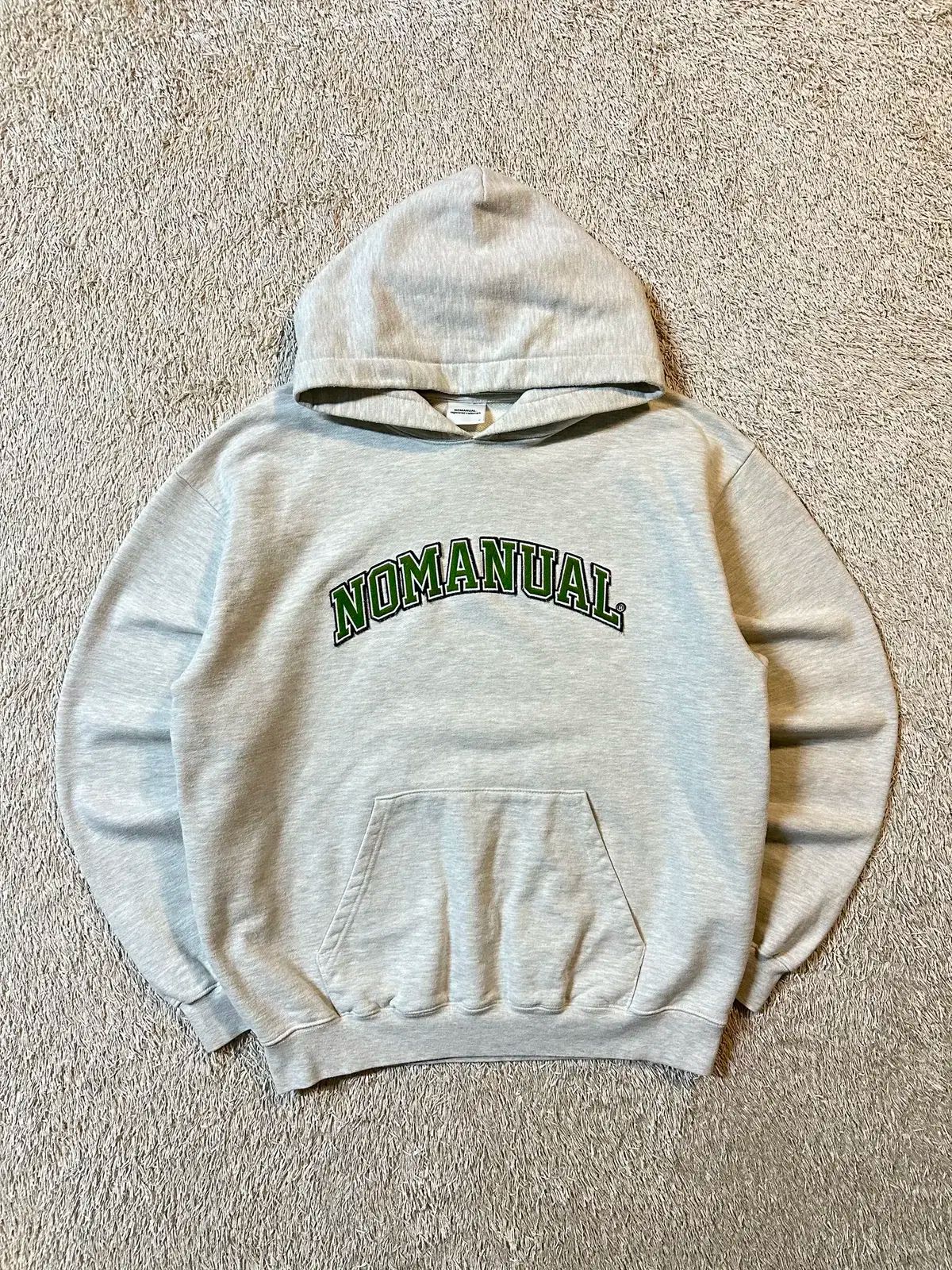【雷市場（ポンジャン）商品韓国直送】 M NOMANUAL(ノーマニュアル) NOMANUAL アーチロゴ フード付きTシャツ オートミール メランジェ