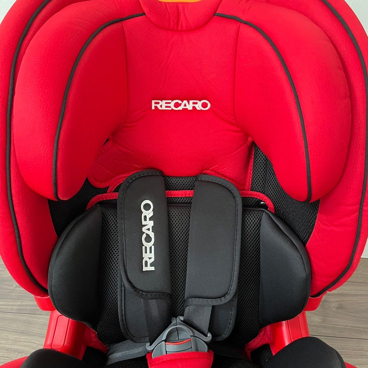 レカロ RECARO チャイルドシート　J1 Duo Plus ISOFIX Amazon.co.jp: レカロ J1 Duo Plus チャイルドシート クレナイ