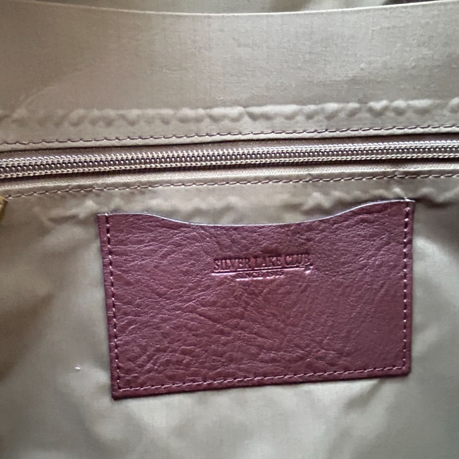 SILVER LAKE CLUB ショルダーバッグ A4 ビク タグ付（極美品）(SILVER