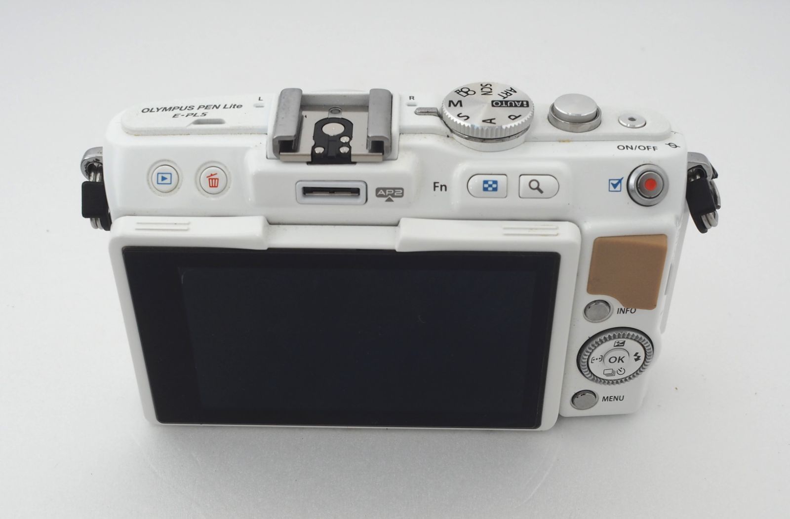 ファッション OLYMPUS PEN Lite E-PL5 ボディホワイト *ZC20 ファッション OLYMPUS PEN Lite E-PL5 ボディホワイト *ZC20