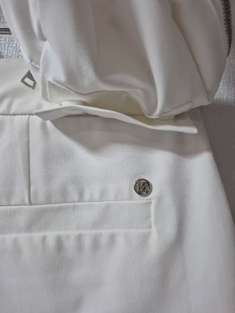 ホワイト ゴルフ