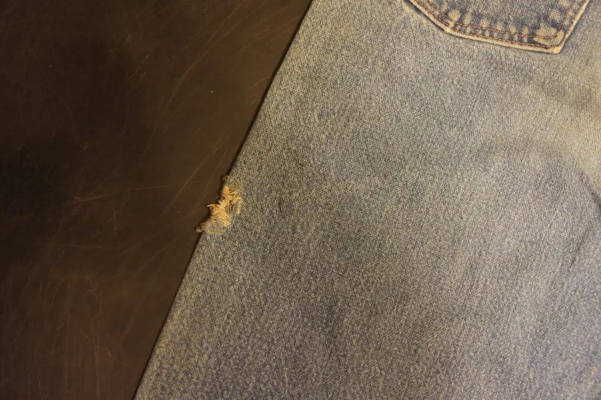 全国送料無料！ 1670 ラングラージーンズラングラー 男性用と女性用のジーンズ ライトブルー インディゴ インディゴブルーデニム チョンデニムウォッシュデート 色